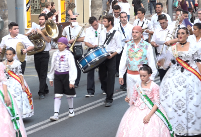 Desfile General de Hogueras y Barracas 2017